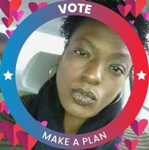 Meet your Posher, Monique